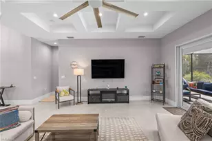 280 39th Ave NE, Naples, FL 34120 - Photo 7