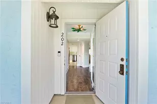 1063 8th St S, Naples, FL 34102 - Photo 31