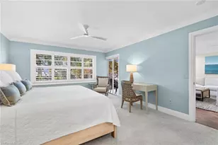 1063 8th St S, Naples, FL 34102 - Photo 17