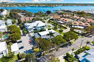 1063 8th St S, Naples, FL 34102 - Photo 41