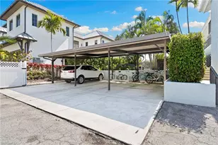 1063 8th St S, Naples, FL 34102 - Photo 37