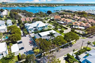 1063 8th St S, Naples, FL 34102 - Photo 45