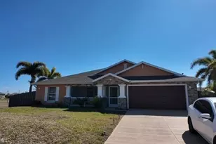 1324 NE 18th St, Cape Coral, FL 33909 - Photo 11