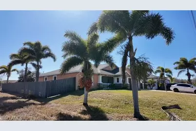 1324 NE 18th St, Cape Coral, FL 33909 - Photo 7