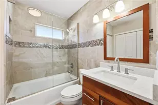 705 Luisa Ln, Naples, FL 34104 - Photo 25