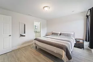 335 SW 47th Terrace, Cape Coral, FL 33914 - Photo 17