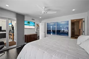 266 Egret Ave, Naples, FL 34108 - Photo 23