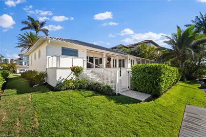 266 Egret Ave, Naples, FL 34108 - Photo 43