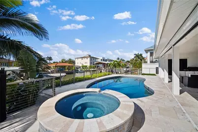 266 Egret Ave, Naples, FL 34108 - Photo 39