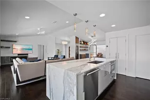 266 Egret Ave, Naples, FL 34108 - Photo 13