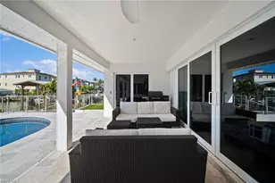 266 Egret Ave, Naples, FL 34108 - Photo 33