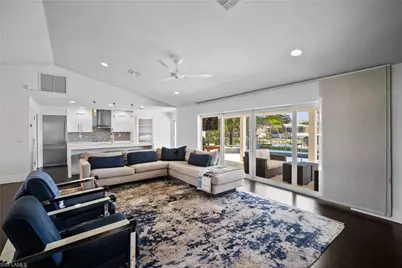 266 Egret Ave, Naples, FL 34108 - Photo 19