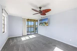 838 W Elkcam Cir, Marco Island, FL 34145 - Photo 15