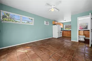 715 10th St N, Naples, FL 34102 - Photo 17