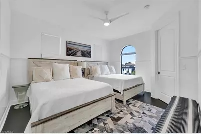 494 Seagull Ave, Naples, FL 34108 - Photo 15