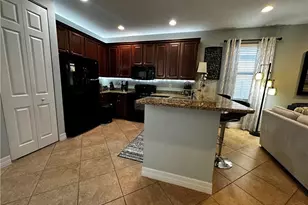 10547 Carolina Willow Dr, Fort Myers, FL 33913 - Photo 11
