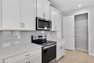 6743 Good Life St, Fort Myers, FL 33966 - Photo 13