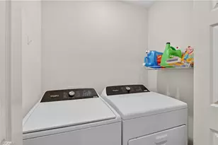 3417 SW 8th Pl, Cape Coral, FL 33914 - Photo 31