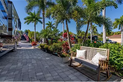 13583 Snook Cir, Naples, FL 34114 - Photo 25