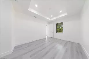 1137 Damen St E, Lehigh Acres, FL 33974 - Photo 7