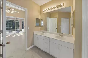128 Heritage Way, Naples, FL 34110 - Photo 17