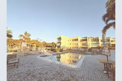 925 Palm View Dr #121, Naples, FL 34110 - Photo 11