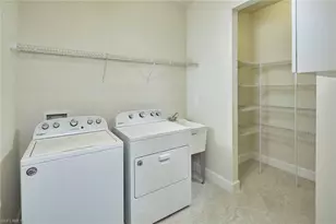 9395 Greyhawk Trl, Naples, FL 34120 - Photo 17