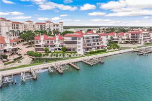 410 La Peninsula Blvd, Naples, FL 34113 - Photo 23