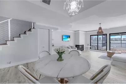 410 La Peninsula Blvd #410, Naples, FL 34113 - Photo 9