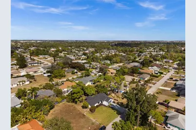 8137 Pelican Rd, Fort Myers, FL 33967 - Photo 31