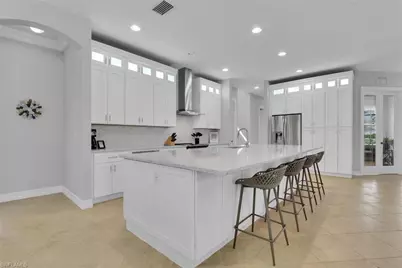 590 110th Ave N, Naples, FL 34108 - Photo 9