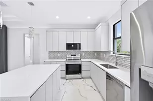 1749 10th Ave NE, Naples, FL 34120 - Photo 11