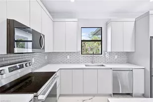 1749 10th Ave NE, Naples, FL 34120 - Photo 13