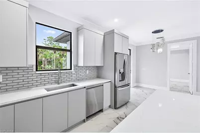 1749 10th Ave NE, Naples, FL 34120 - Photo 15