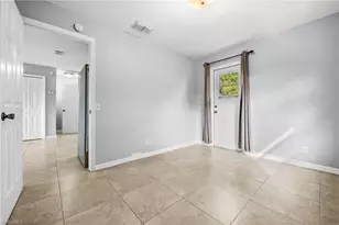 781 101st Ave N, Naples, FL 34108 - Photo 11