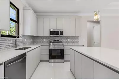 3308 34th Ave SE, Naples, FL 34117 - Photo 9