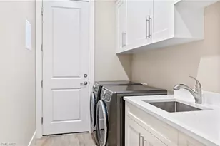 14302 Charthouse Cir, Naples, FL 34114 - Photo 29