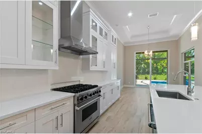 14302 Charthouse Cir, Naples, FL 34114 - Photo 11