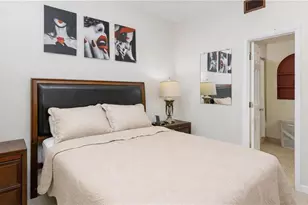 3310 Europa Dr, Naples, FL 34105 - Photo 23