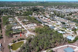 25460 Divot Dr, Bonita Springs, FL 34135 - Photo 7