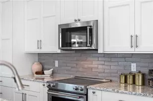 261 Kirtland Dr, Naples, FL 34110 - Photo 17