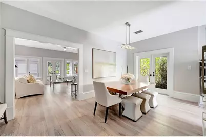 1375 Gordon Dr, Naples, FL 34102 - Photo 9