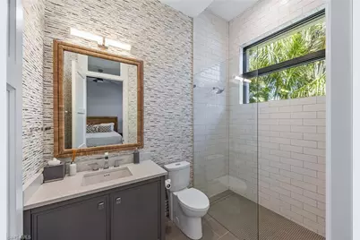 1300 Nautilus Rd, Naples, FL 34102 - Photo 29