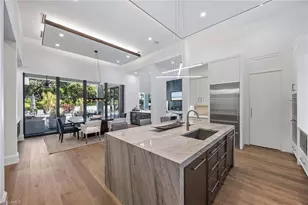 1300 Nautilus Rd, Naples, FL 34102 - Photo 11