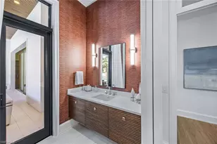 1300 Nautilus Rd, Naples, FL 34102 - Photo 25