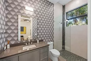 1300 Nautilus Rd, Naples, FL 34102 - Photo 27