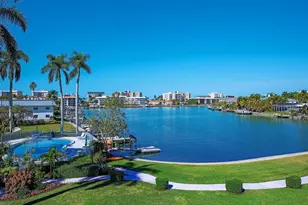 383 Harbour Dr, Naples, FL 34103 - Photo 7