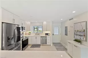 1686 Blue Point Ave, Naples, FL 34102 - Photo 7