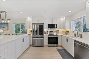 1686 Blue Point Ave, Naples, FL 34102 - Photo 5