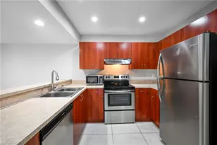 132 Santa Clara Dr, Naples, FL 34104 - Photo 7